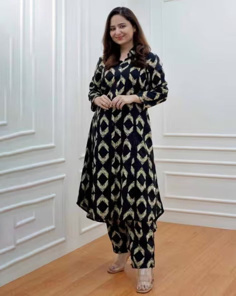 Women Cotton Blend Kurta Palazzo Set, Printed Co-Ord Set