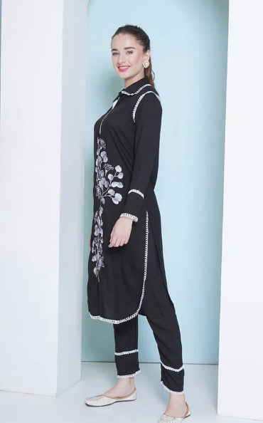 Women's Embroidered White and Black Kurta Set, Long Sleeves, Floral Design