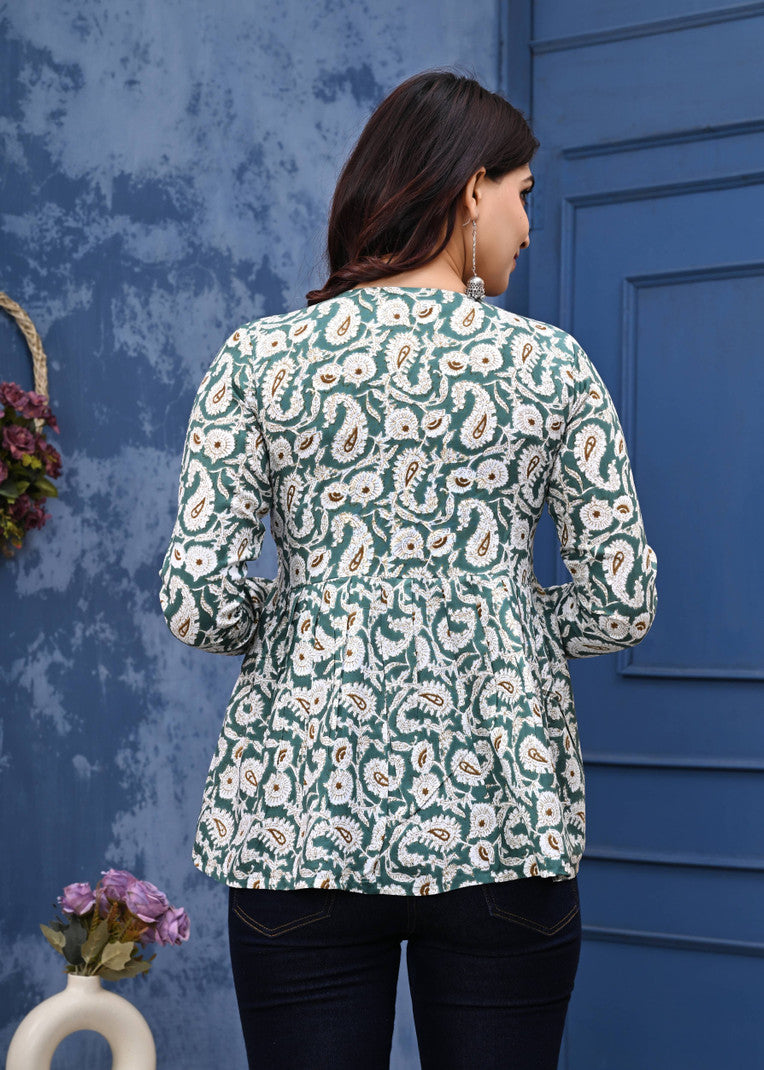 Women Paisley Printed Empire Top